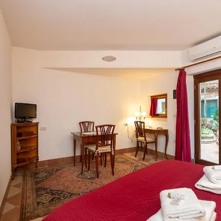 Ca' Longhi With Private Terrace By Sarlux-3